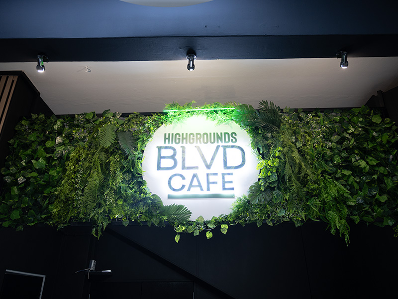 Cannabis-friendly dining experience and atmosphere